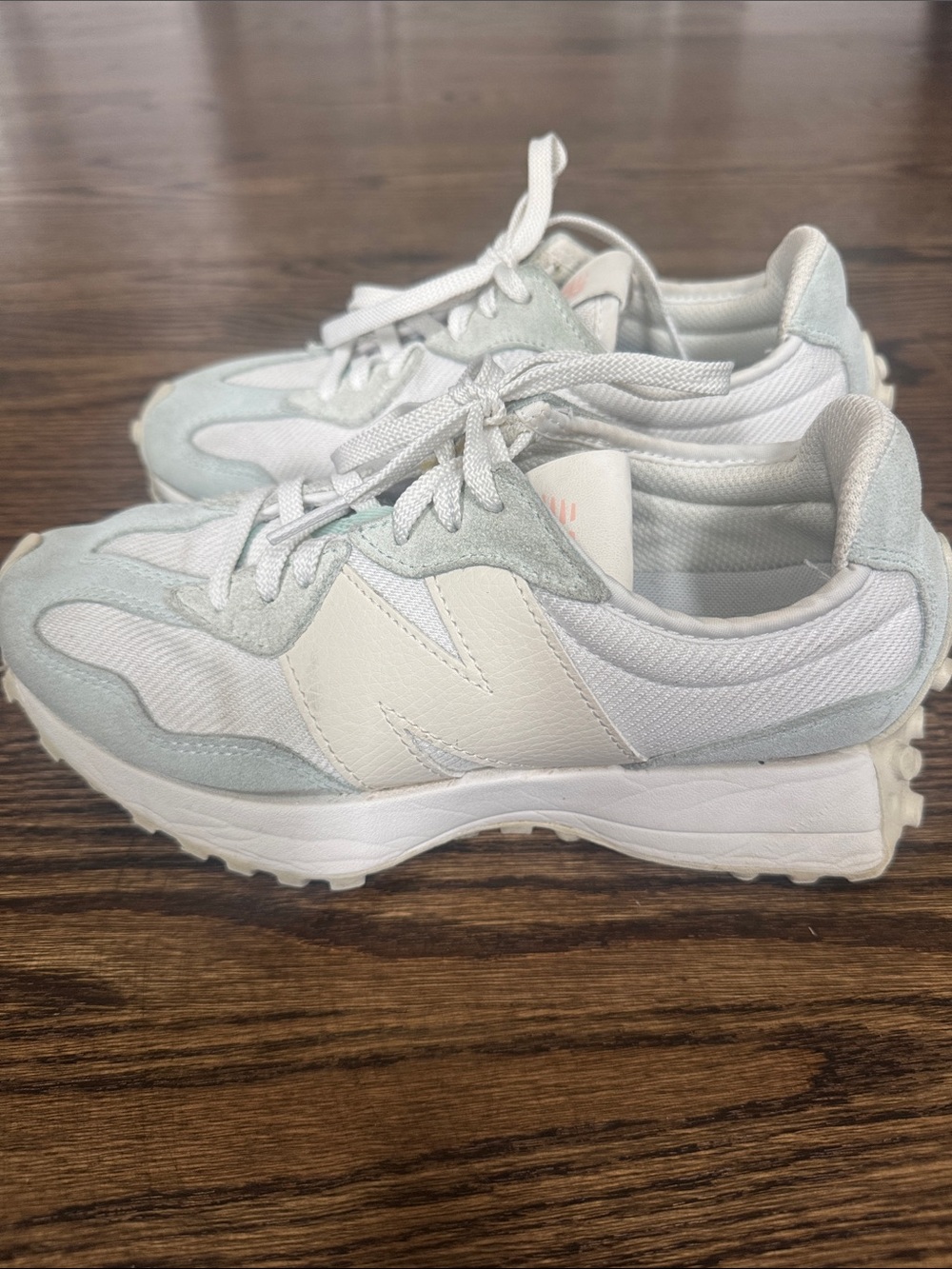 New Balance Women’s White & Light green